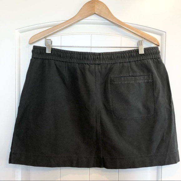 NWT Athleta Farallon Skirt, Grey, Size 14 - Picture 3 of 13